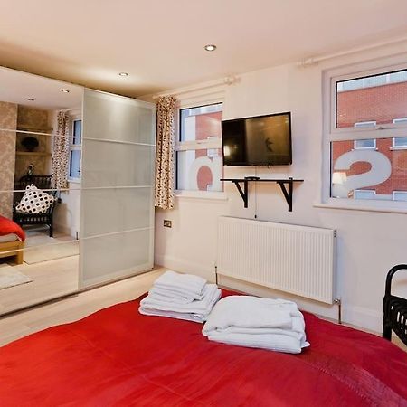 Whole House In Central Camden Town 런던 외부 사진